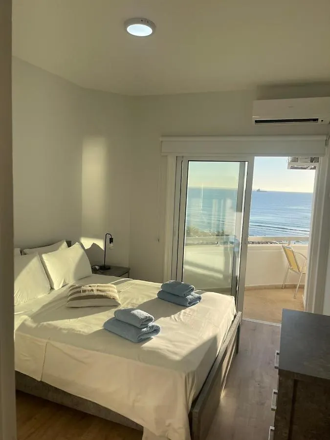 Alex Beach Apartment 34 Larnaka