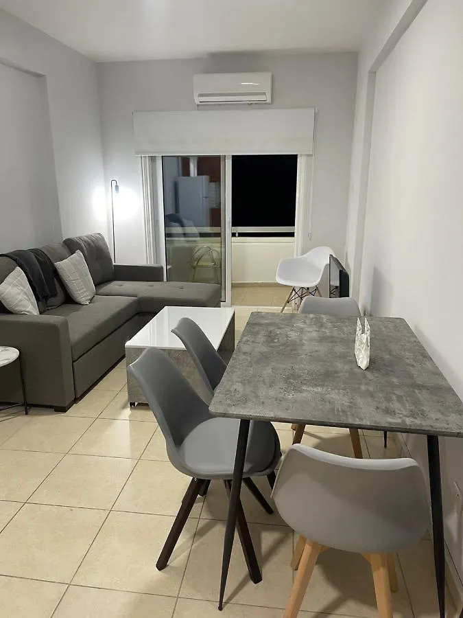 Alex Beach Apartment 34 Larnaka Zypern