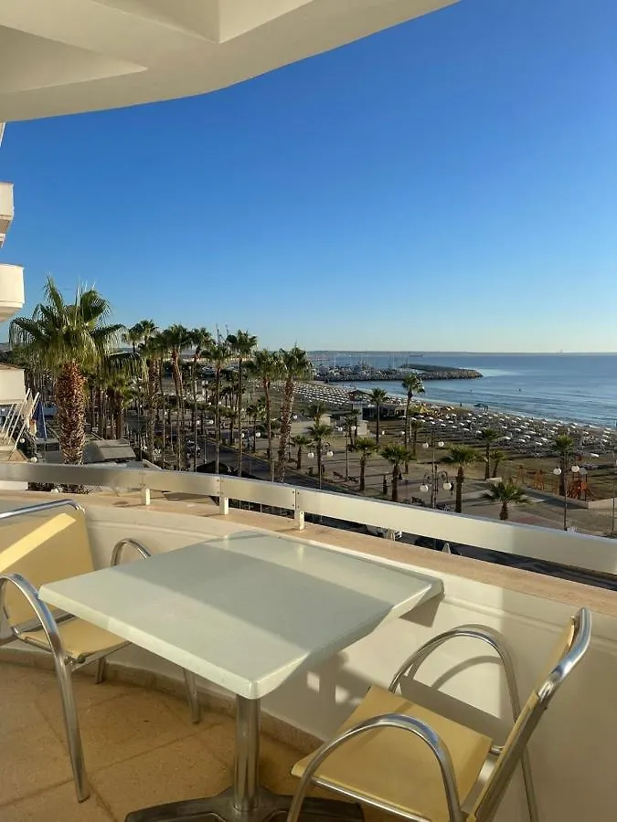 Alex Beach Apartment 34 Larnaka
